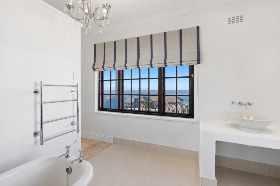 4 Bedroom Property for Sale in Kalk Bay Western Cape